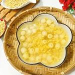 Chè hạt sen nấu với đậu xanh